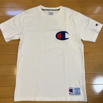 Champion 빅 로고 T셔츠 C3-F362 화이트 L 사이즈