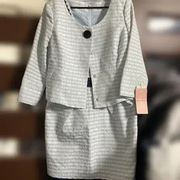 소브레 스카이블루와 네이비 세트 업
