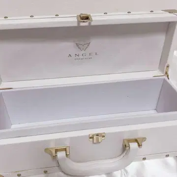 ANGEL 화이트