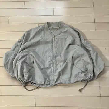8.27 BLUE STRIVE 블루종 베이지 바스락 L