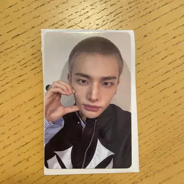 현진 스키즈 dominate 특전 카드