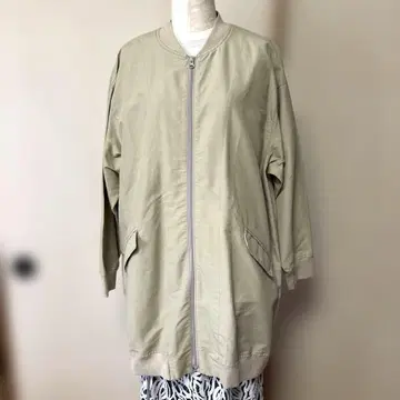 CO's 베이지 집업 점퍼 롱 M~L 사이즈