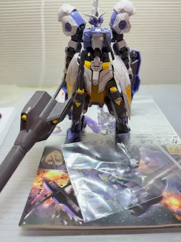 HG 철혈의 오펀스 1/144 건담 키마리스 비다르 완성품