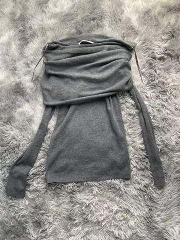 ZARA 오픈 숄더 니트탑 L 그레이