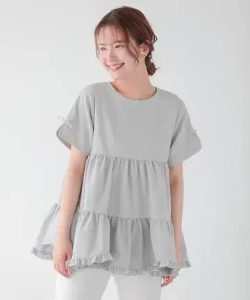 새상품 핏모어 슬릿 슬리브 밑단 프릴 티어드 반팔 상의