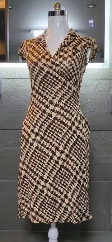다이앤폰퍼스틴버그 실크 카슈쿨 원피스 8