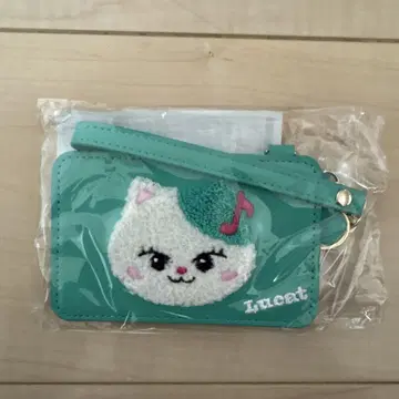 NiziU 마유카 NIZOO 루캬 패스 케이스