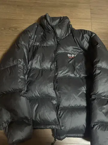 oioi 다운 한국 블랙