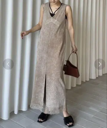 MEDI 2WAY DENIM LIKE LACE DOCKING DRESS