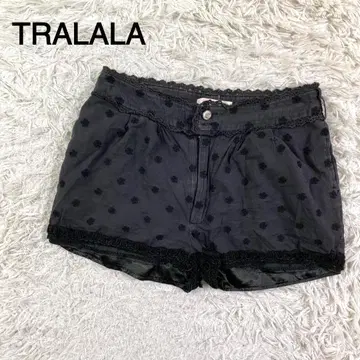 TRALALA 그레이 컬러 자수 레이스 디자인 숏팬츠