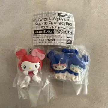 TWICE LOVELY'S x SANRIO 마스코트 참
