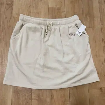 GAP 맨투맨 미니 스커트