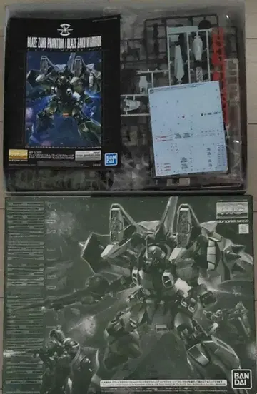 MG 1/100 블레이즈 자쿠 팬텀 / 블레이즈 자쿠 워리어