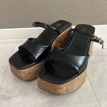 [ 새상품급 ] ZARA 완판템 웨지솔 샌들