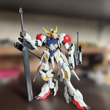 HG 1/144 건담 발바토스 루푸스