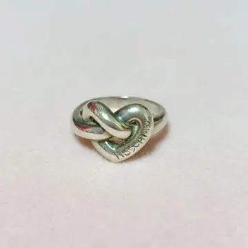 모스키노 반지 13호