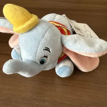 어깨 봉제 인형 덤보