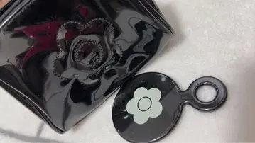 MARY QUANT 파우치