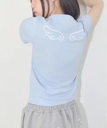 FANCY CLUB 엔젤 크롭 T
