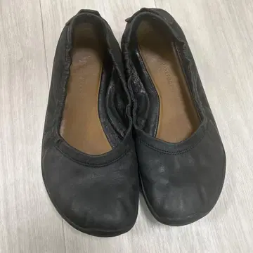 VIVOBAREFOOT 발레리나 가죽 신발