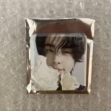 ENHYPEN CAFE 요이 제이크 캔뱃지