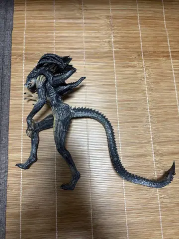 네카 AVP2 [프레데리안 입 닫힘] *받침대 없음