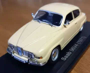 중고 자동차 모형 Saab 96V4(1971) 베이지