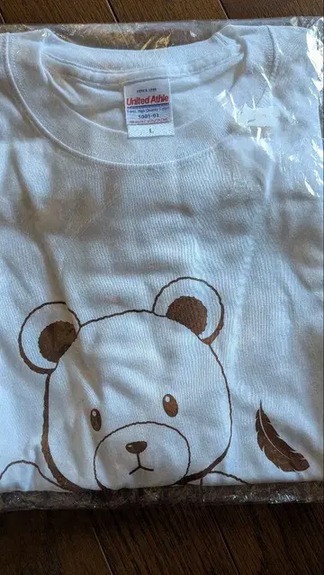 옆집 천사님에게 언제부턴가 플라토닉이 되어버린 건 T셔츠