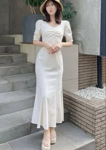 백 오픈 머메이드 원피스