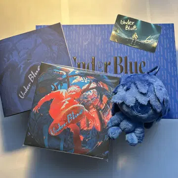 Under Blue Eve 파랑 밑판 완전 생산 한정판