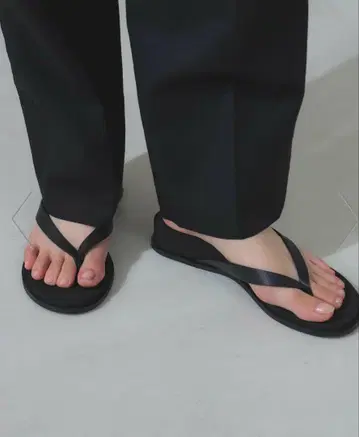 LAOCOONTE / LUCI 소피아 샌들 25SS