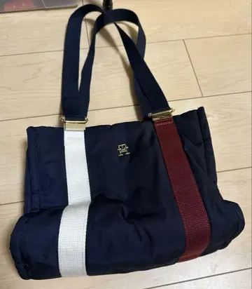 TOMMY HILFIGER 네이비 스트라이프 백