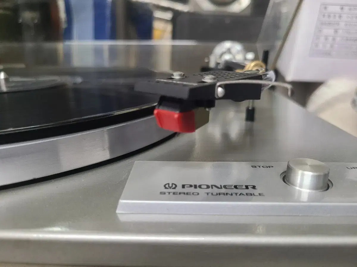 Pioneer Rondo 2000-PL Belt Drive Turntable