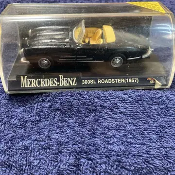 Mercedes-Benz 300SL ROADSTER