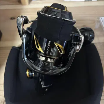SHIMANO SW8000HG 낚시릴 블랙/금
