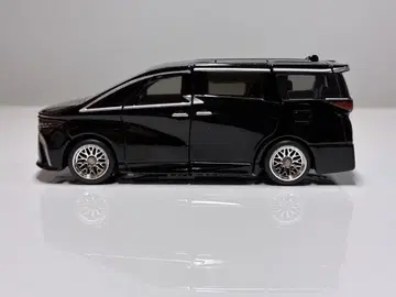 토미카 프리미엄 TOYOTA 40 알파드 개조
