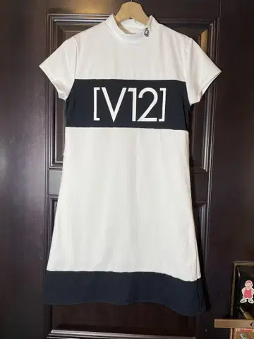 V12 골프 모크넥 원피스 MOCK ONE-PIECE