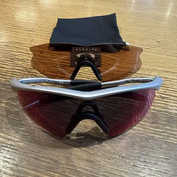 oakley M frame