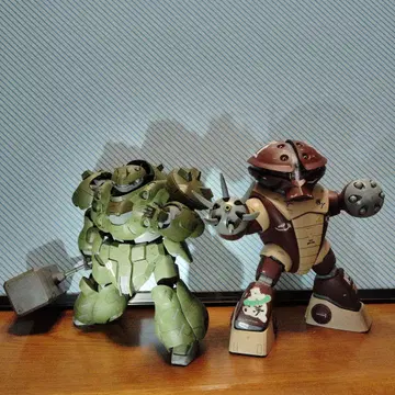 1/100 구시온 MG 앗가이 2체 세트 완성품