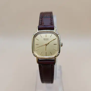 SEIKO 여성용 손목시계