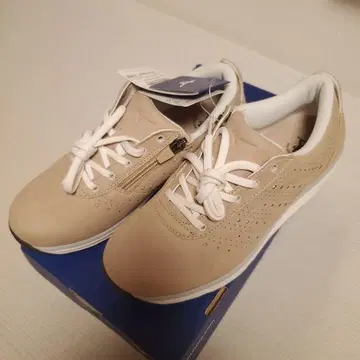 새상품 MIZUNO 굿무빙 워킹화 23.0EEE