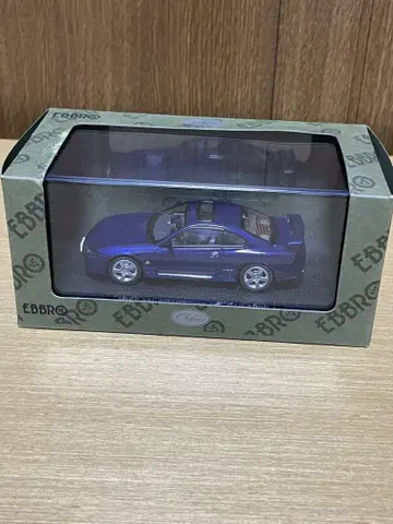 EBBRO NISSAN Silvia Spec-R S15 1999