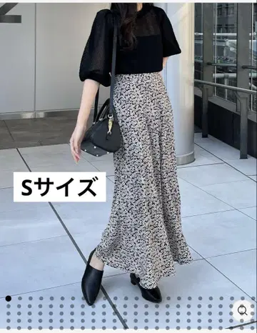 nairo 꽃무늬 플레어 스커트 S 사이즈