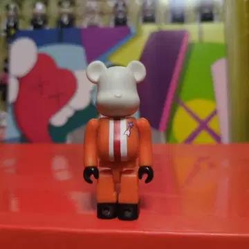 BE@RBRICK 100% 울트라맨 과학특수대 대원