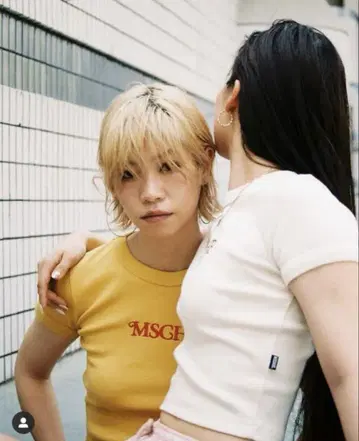 mischief x Girls Don't Cry 크롭 T셔츠