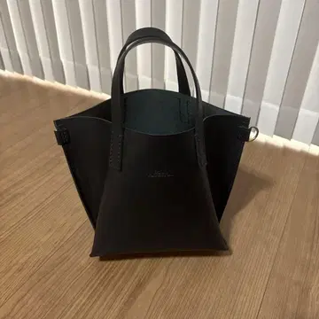 미사용 새상품 가죽 백