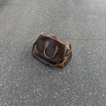 Boston bag