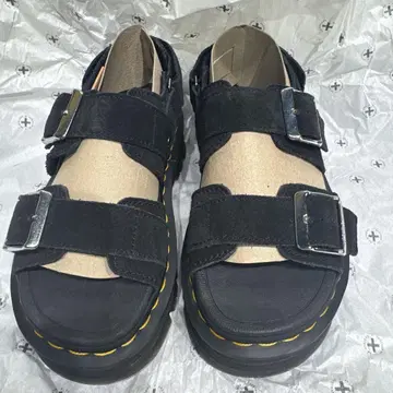 ZEBZAG SANDAL BLK UK5