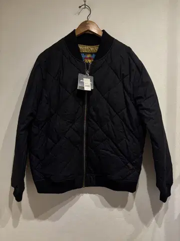 에디 바우어 Eddie Bauer 스카이 라이너 복각 일출 택 블랙