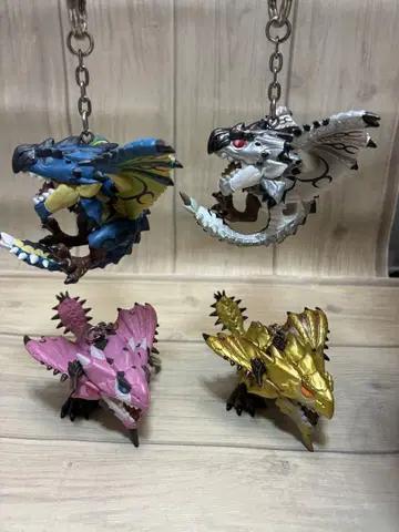 [ 세트 ] 몬스터 헌터 피규어 키링 리오레우스 리오레이아